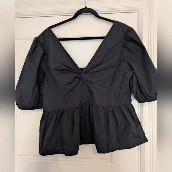 Gap Twist Front Peplum Top Size XL Black - Picture 5 of 8